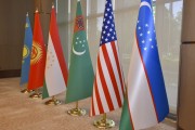 تأملی بر تعاملات و همکاری‌های سیاسی آمریکا با آسیای مرکزی